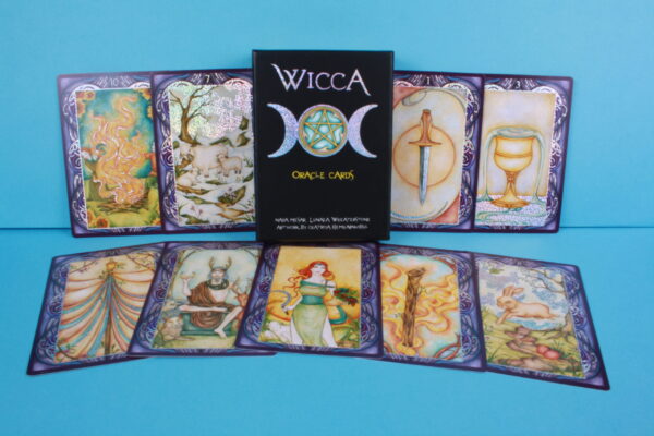 2015788 – Wicca oracle cards